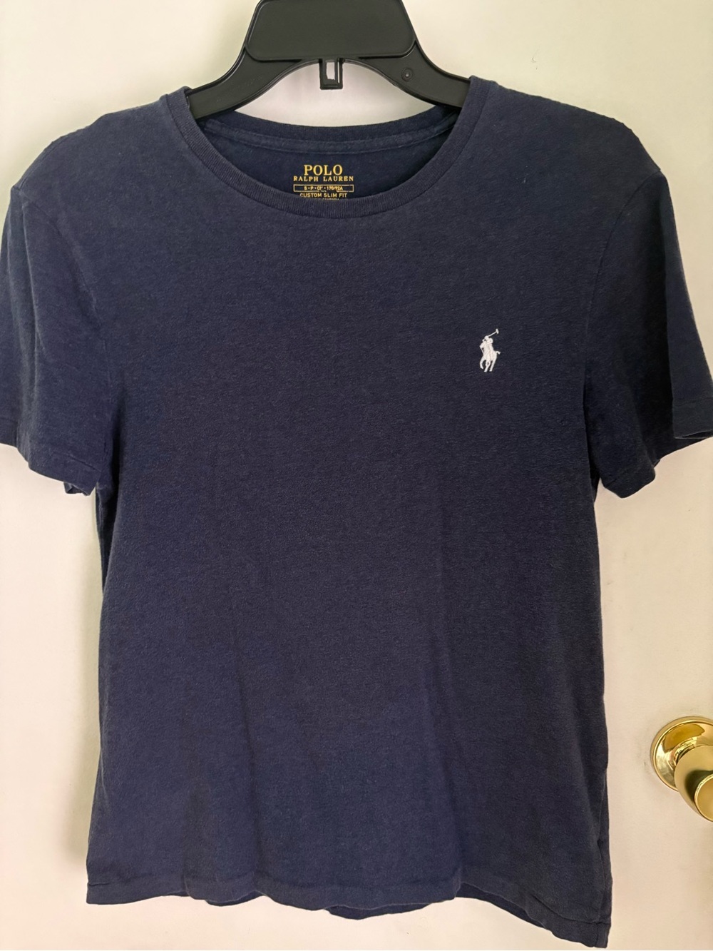 Polo by Ralph Lauren Men’s Navy Tee with  Logo Print. Size Small.